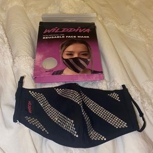 Bedazzled face mask